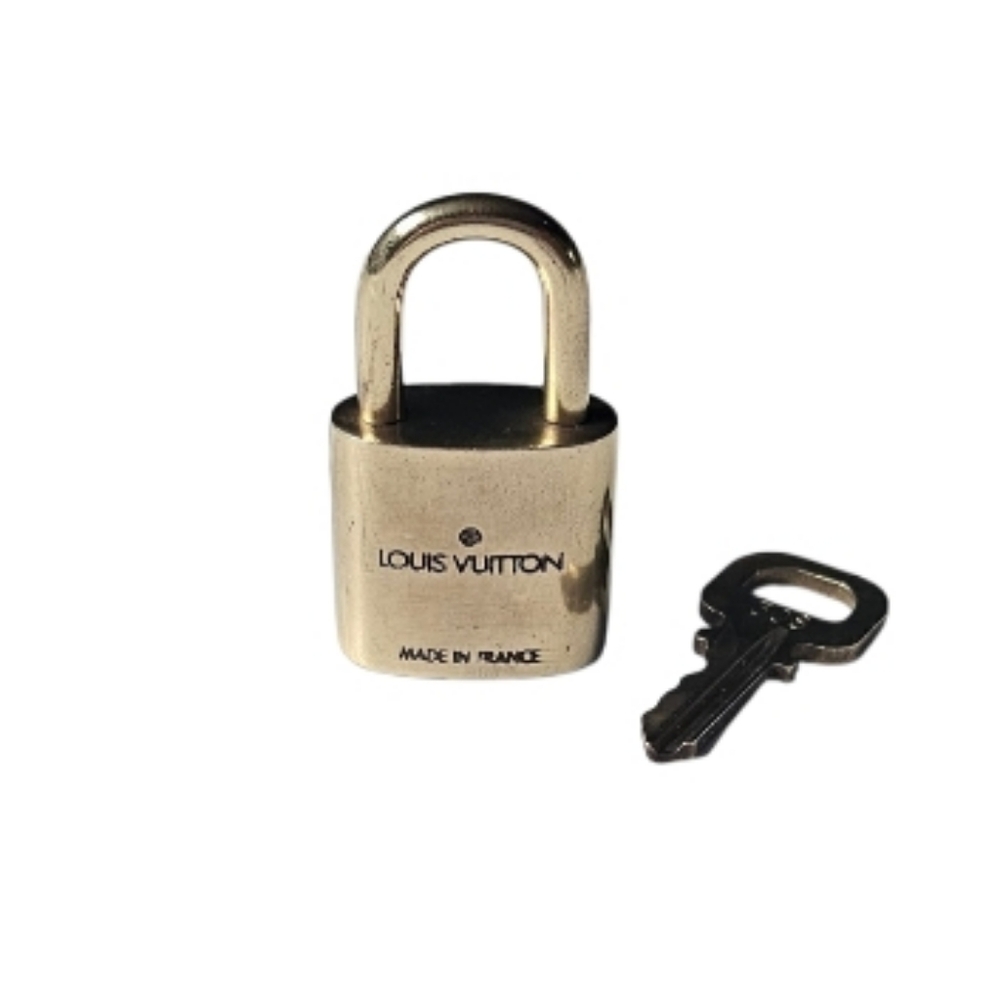 Louis Vuitton Lock & Key - Picture 3 of 5